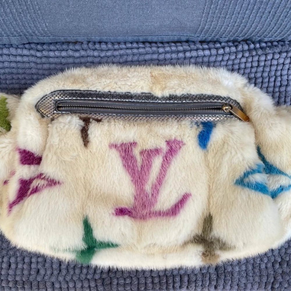 Louis Vuitton's 2006 Fall/Winter Runway collection